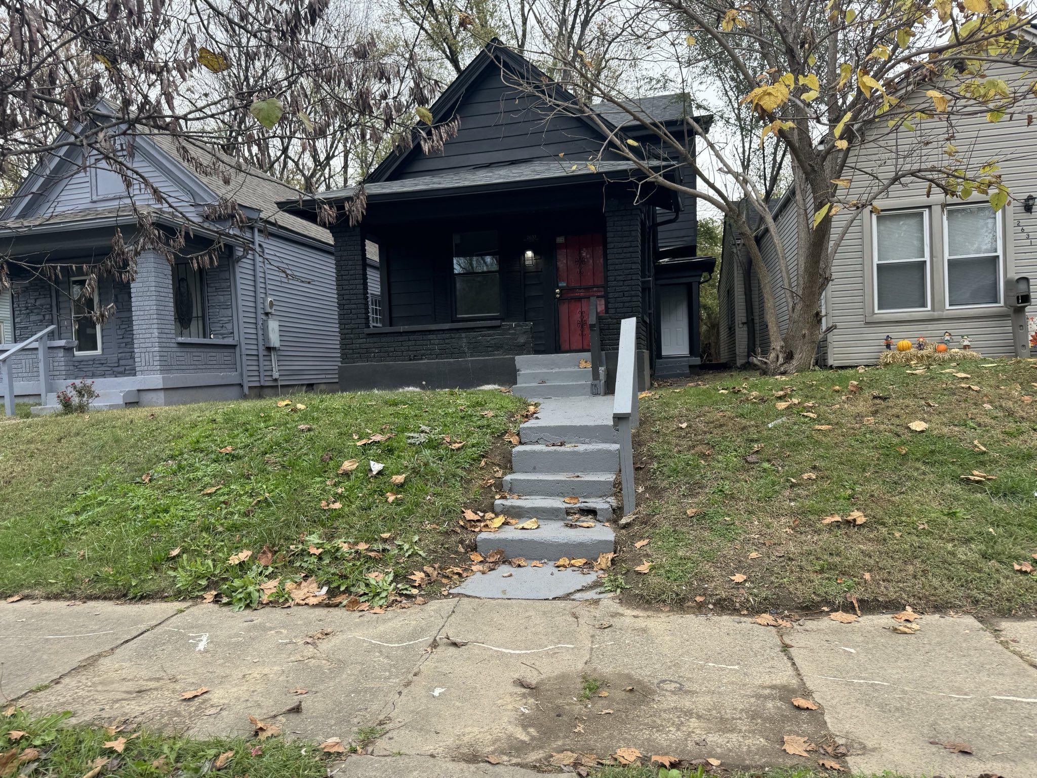 2633 West Kentucky Street