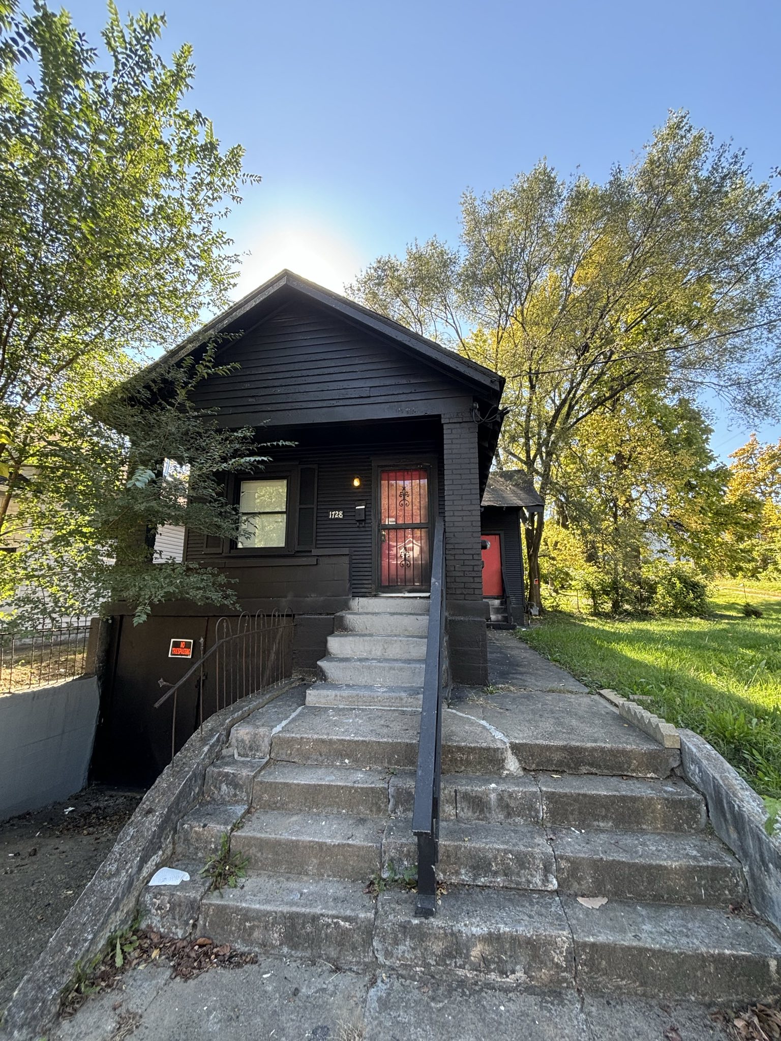 1728 Wilson Avenue
